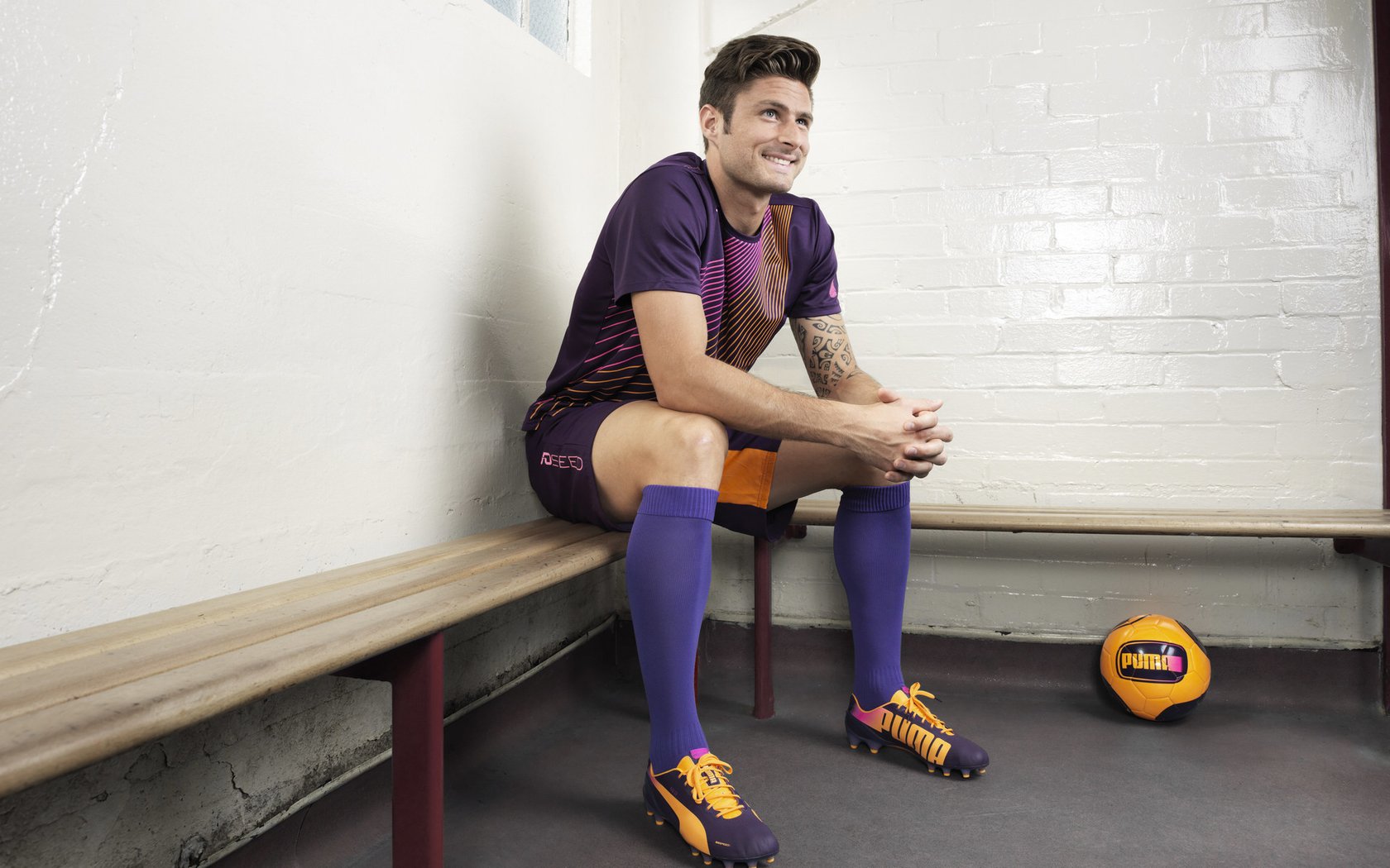 青少年“梦想之桥”边疆体育援建项目在新疆成功推进,援助青训产业链